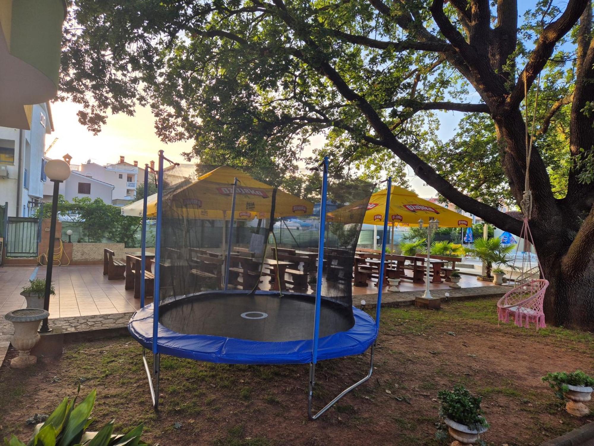 Biergarten Medulin Exteriör bild