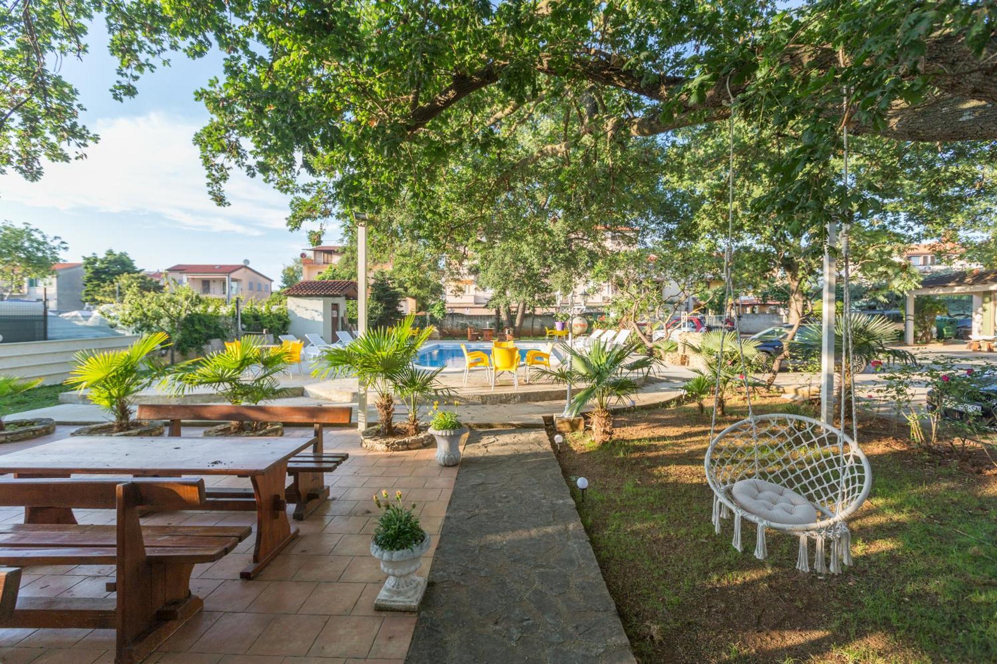 Biergarten Medulin Exteriör bild