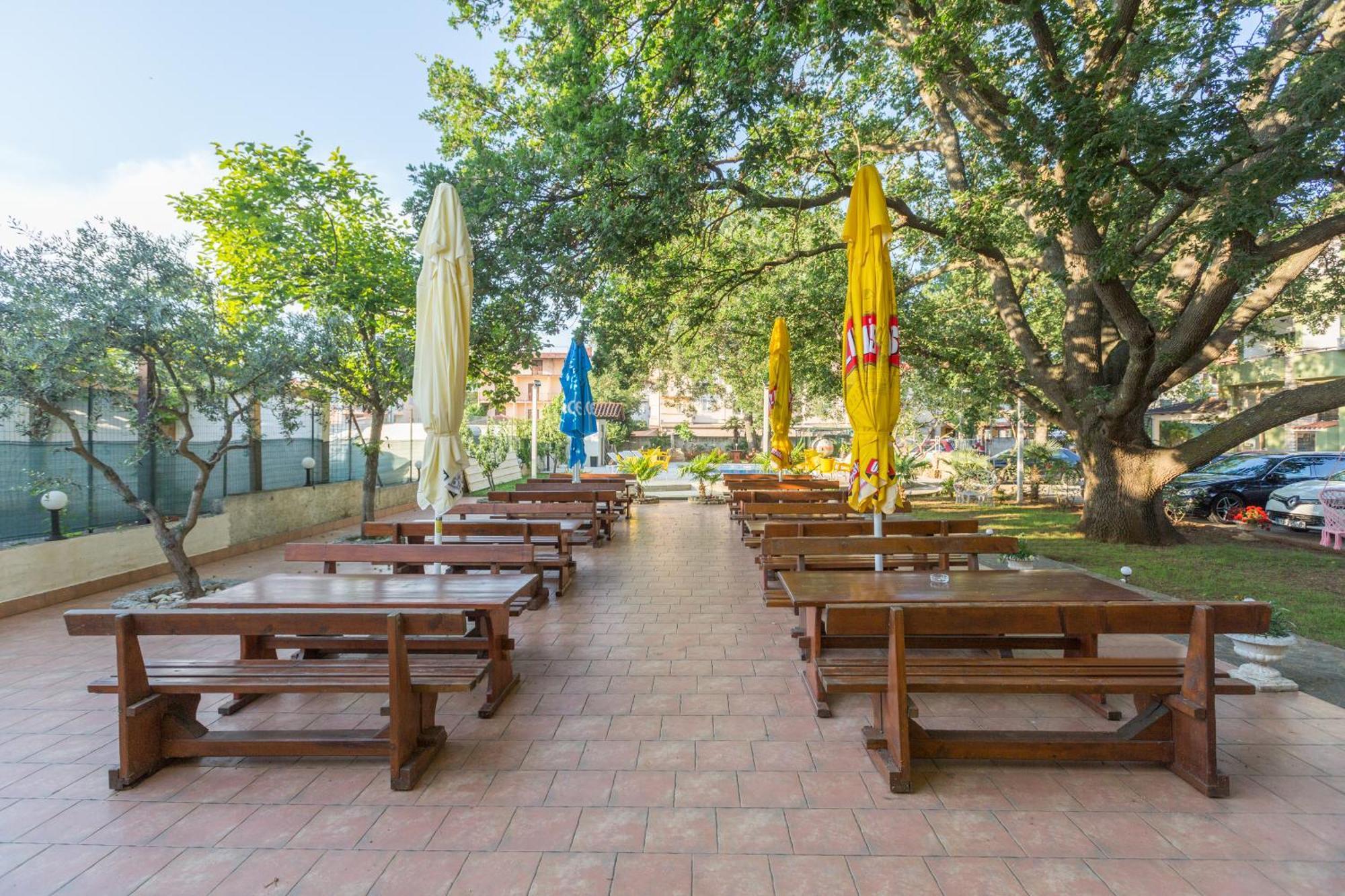 Biergarten Medulin Exteriör bild